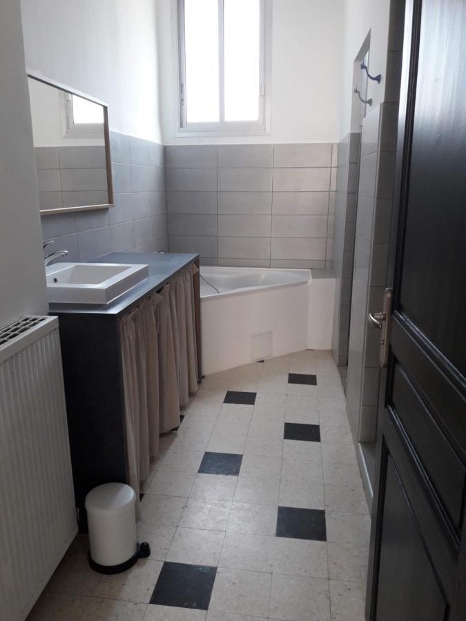 T4- Terrasse 50M², Garage, Centre-Ville Narbonne Kültér fotó